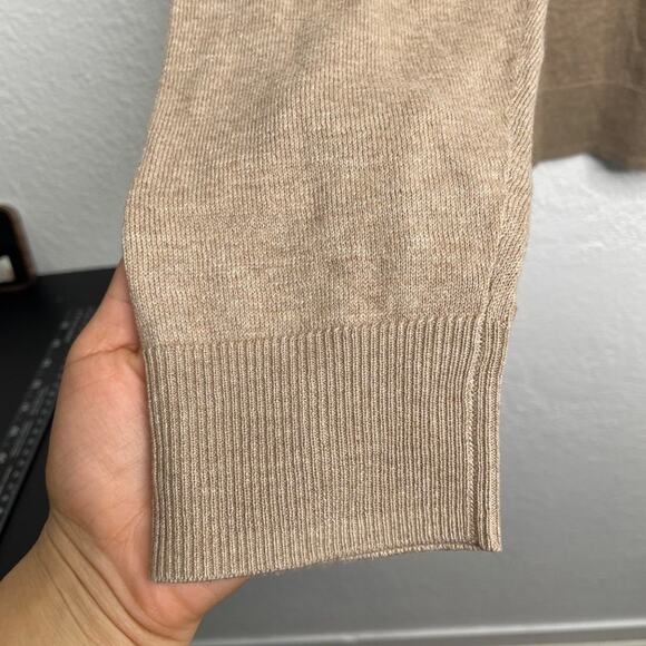 Old Navy Mens Sweater Size L Light Brown Long Sleeve V-Neck Pullover Casual - Picture 14 of 15